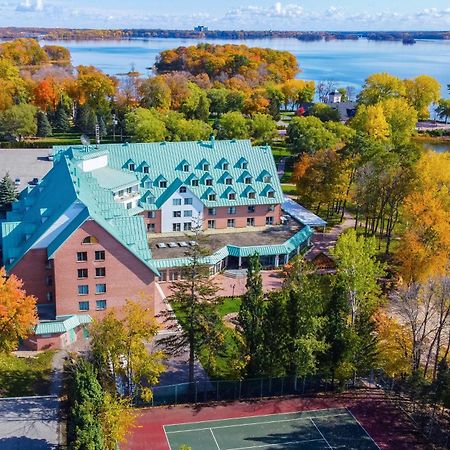Chateau Vaudreuil Екстер'єр фото Aerial view of the hotel