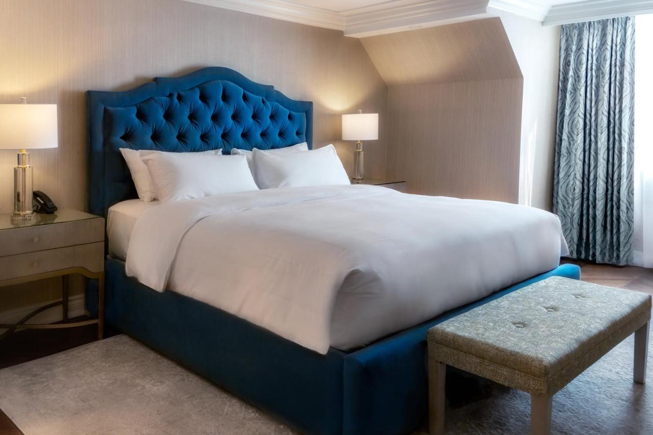 Chateau Vaudreuil Екстер'єр фото A bedroom at the hotel
