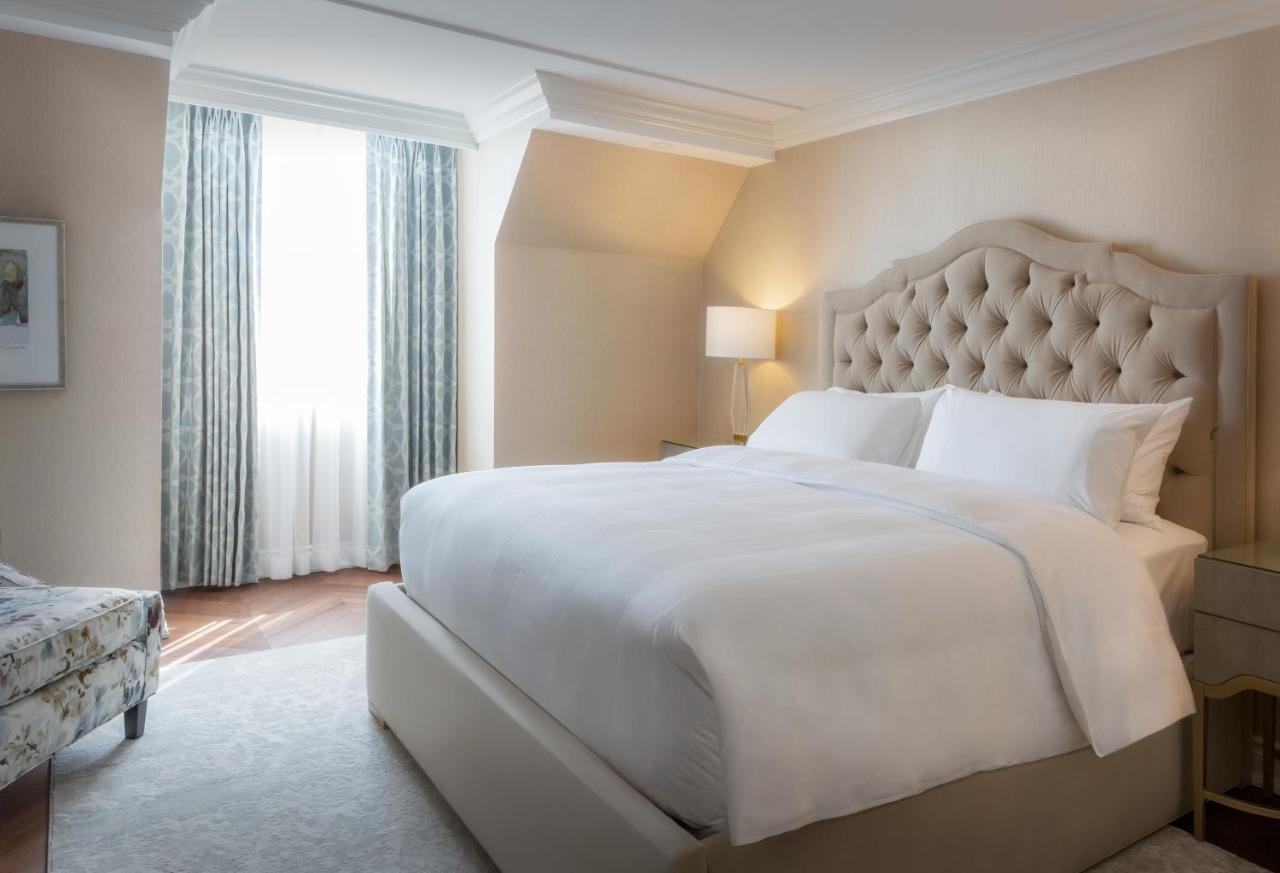 Chateau Vaudreuil Екстер'єр фото A bedroom at the hotel