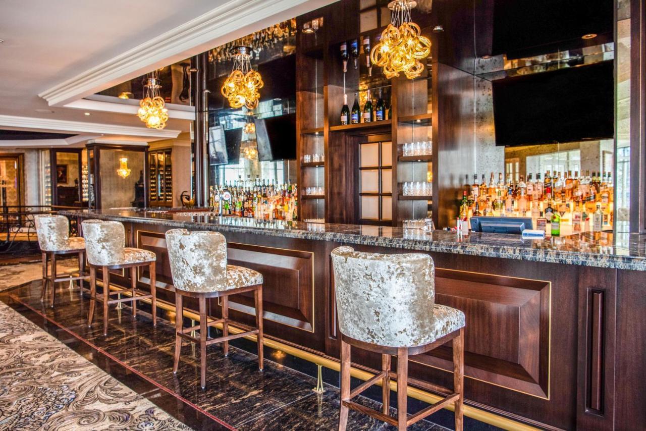 Chateau Vaudreuil Екстер'єр фото The bar at the 1905 Restaurant