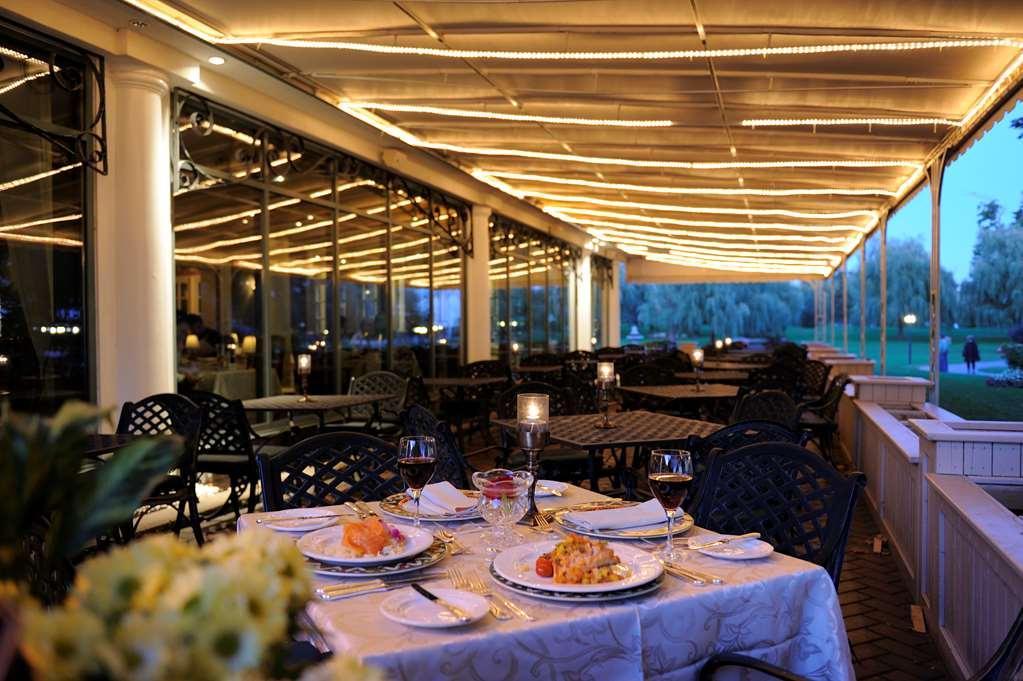 Chateau Vaudreuil Екстер'єр фото The restaurant