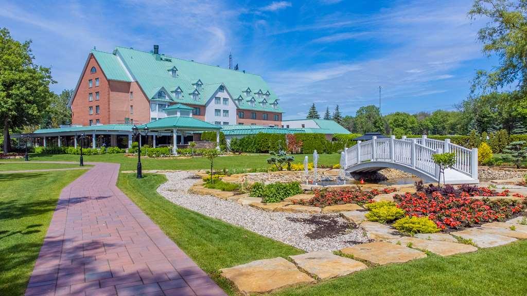 Chateau Vaudreuil Екстер'єр фото The hotel's main building